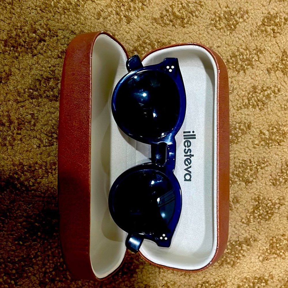 Illesteva sunglasses